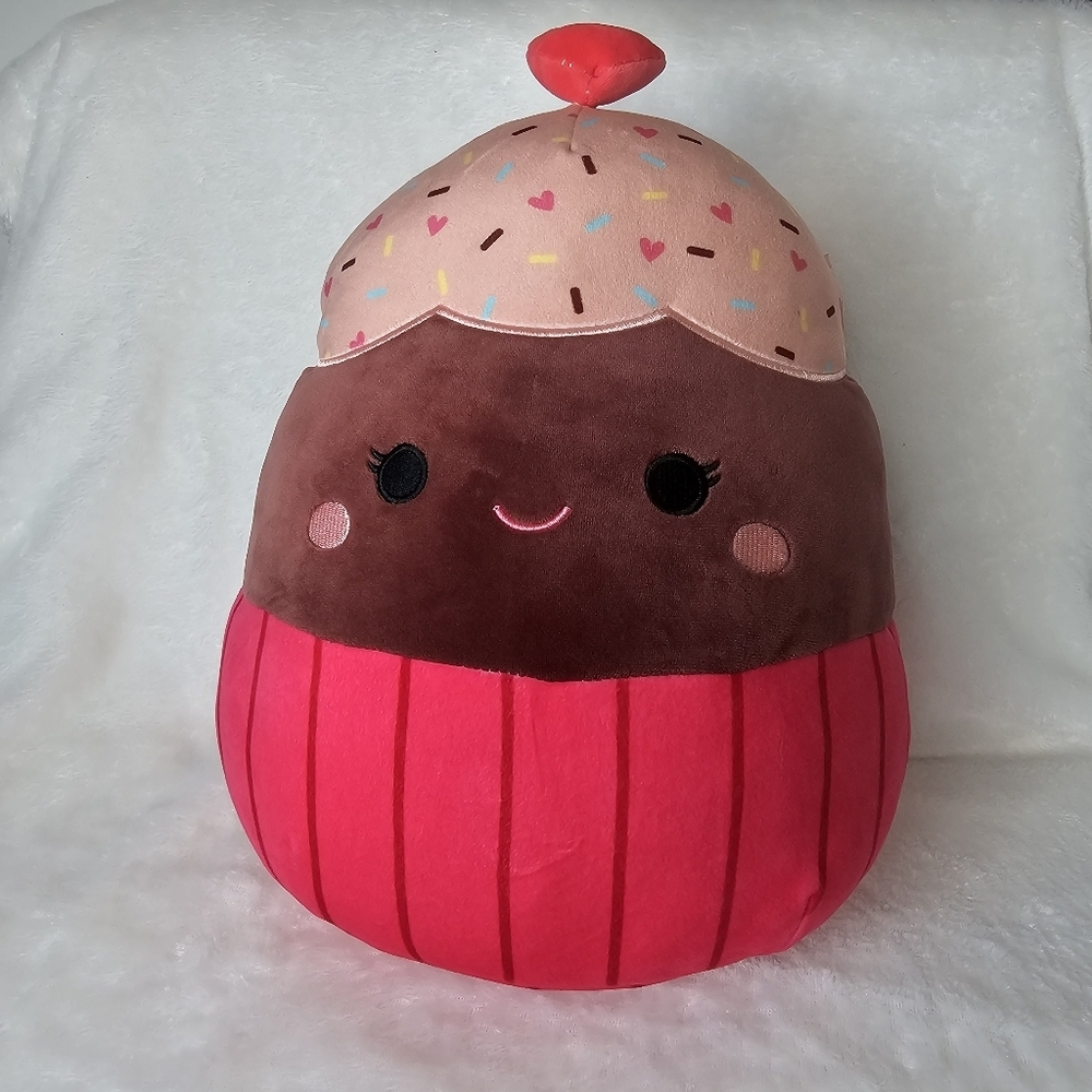 Squishmallows Ottie‎ The Chocolate Cupcake Valentines Day 12" Plush Stuffed Toy